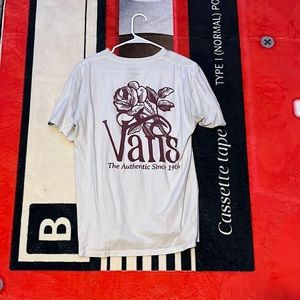 White and maroon vans graphic T-shirt